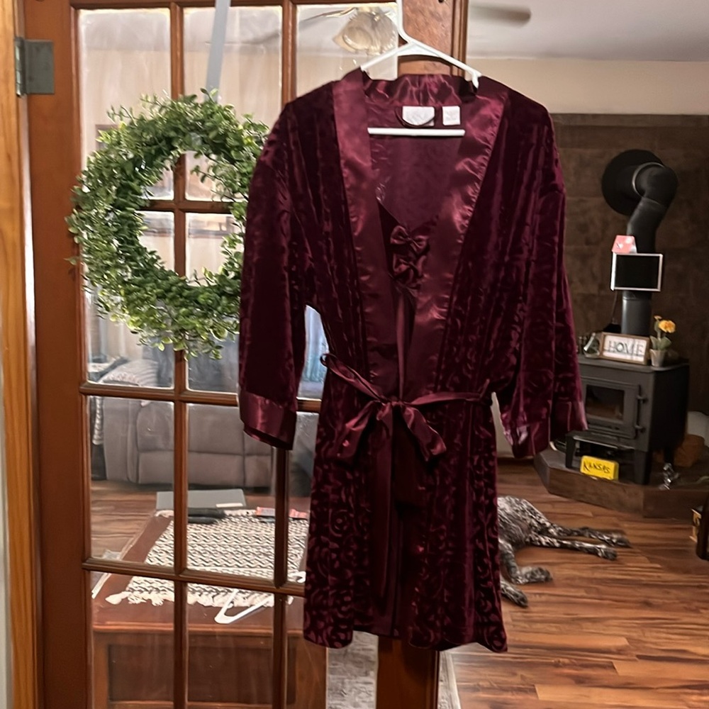 Go Softly Nightgown and Robe Set